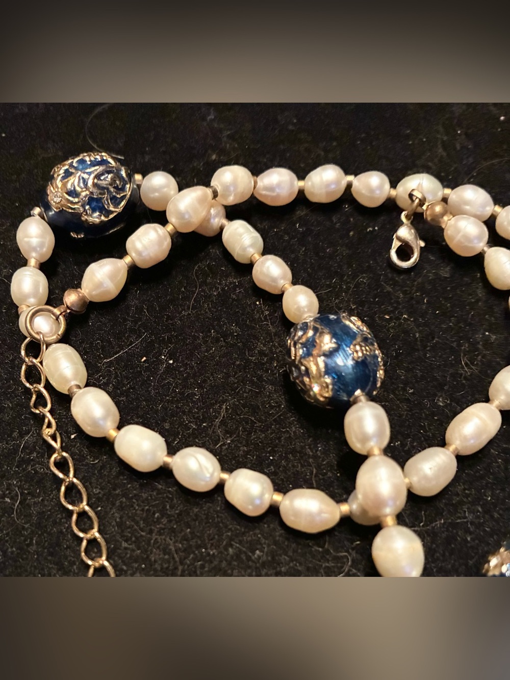 Vintage Faux Pearl Necklace Sz 20+ Gold Tone Blue Enamel Caged Egg Adjustable